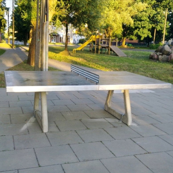 Betoninen pöytätennispöytä Betoninen pöytätennispöytä