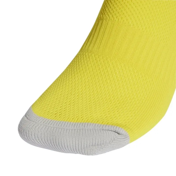 Adidas IB7815 jalkapallosäärystimet, keltaiset Adidas IB7815 jalkapallosäärystimet, keltaiset