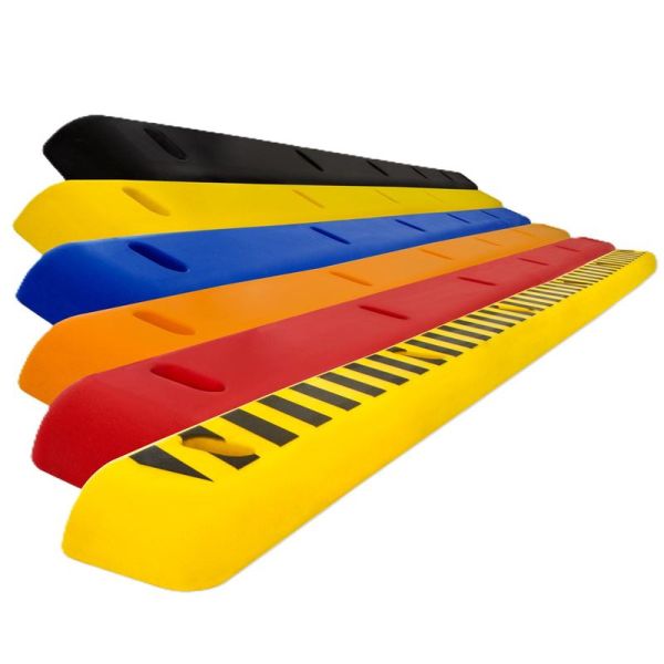 EWS-järjestelmän seinäpeitelevy. Mitat 40x100x2000mm