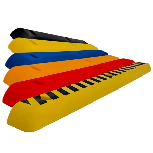 EWS-järjestelmän seinäpeitelevy. Mitat 40x100x1000mm