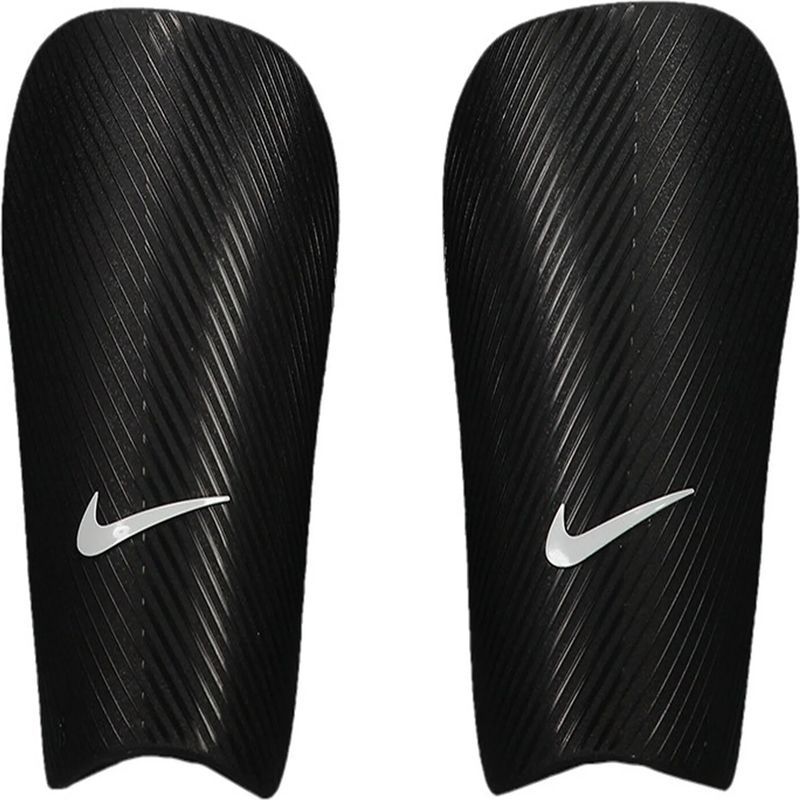 Nike J.Guard jalkapallosuoja, musta väri