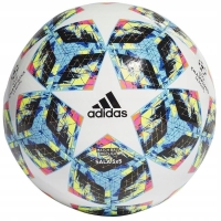 Sisätiloissa käytettävät jalkapallot